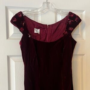 Holiday velvet formal dress